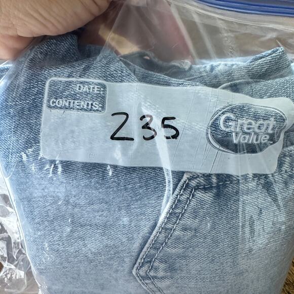 Decjuba ripped girlfriend jeans size 4 light wash cropped australia - Picture 11 of 11